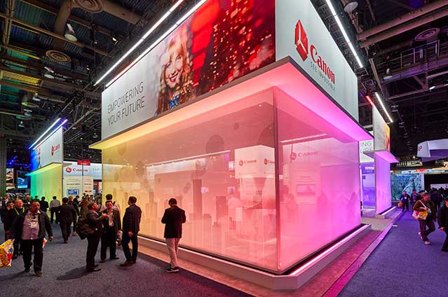 Fine Design Associates Rely on Color Force II for Exhibit Lighting